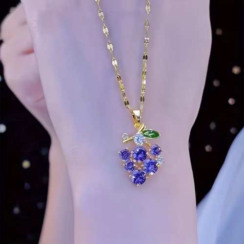 Lip chain